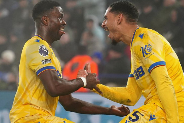 英超：水晶宫2-0莱斯特城，莱斯特城惨遭六连败
